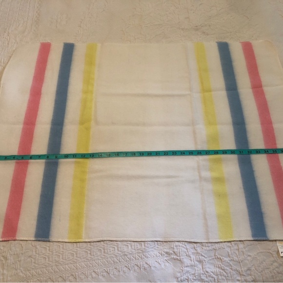 ✨NWT✨ Super Soft & Cuddly Vintage Baby Blanket - Picture 6 of 6